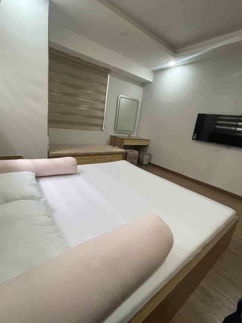 Bán nhanh căn hộ Cosmo City, quận 7, 71m2, 1 tỷ 580 triệu, shr