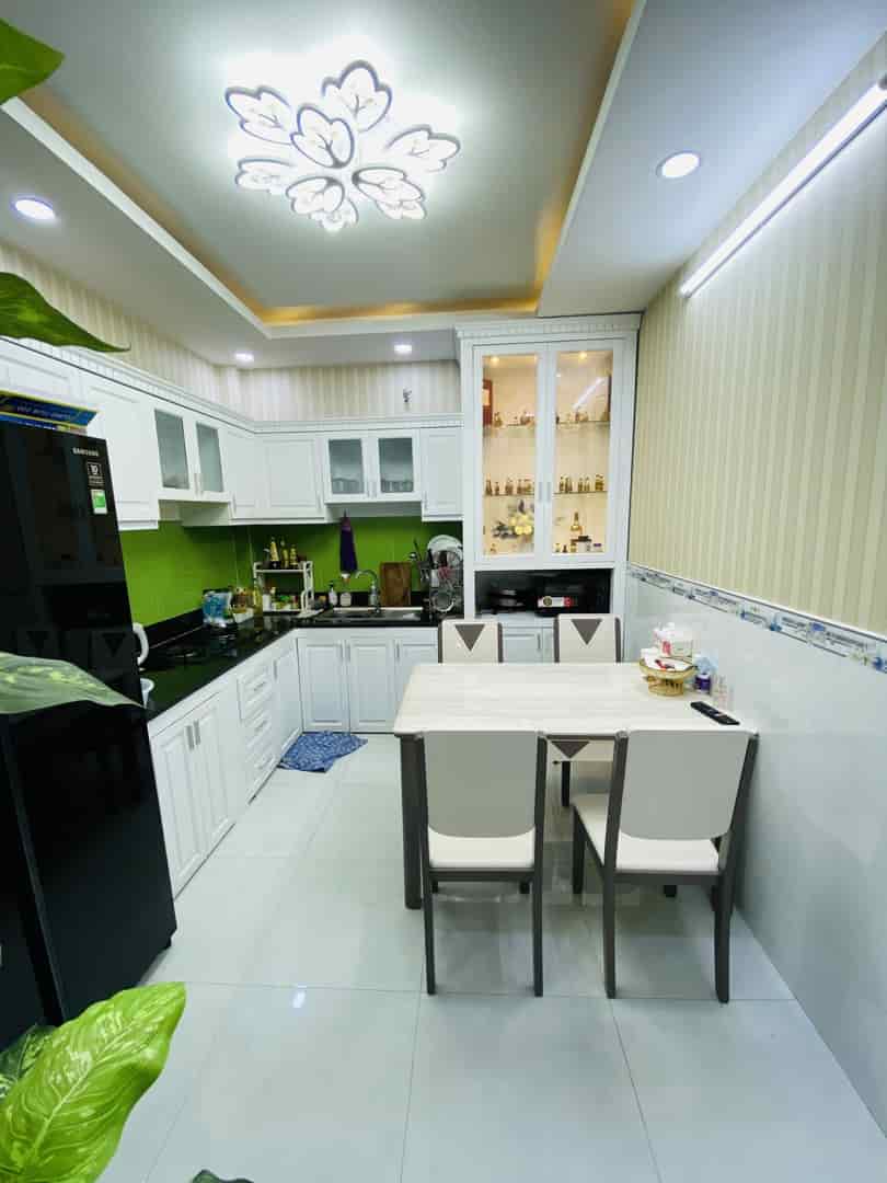 Bán CH 70m2 giá 1ty370 view đẹp thoáng mát