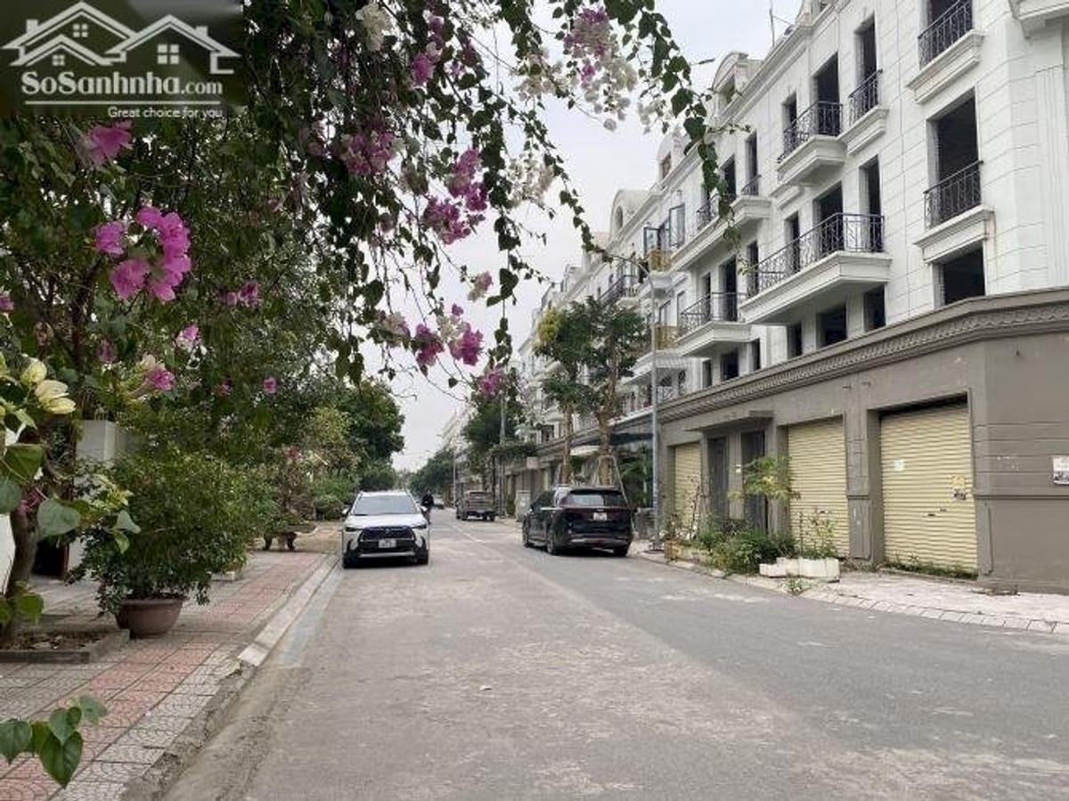 Cho thuê nhà phố Shop Hải  Trâu Quỳ đường Thuận An 30m, hoàn thiện 4T.