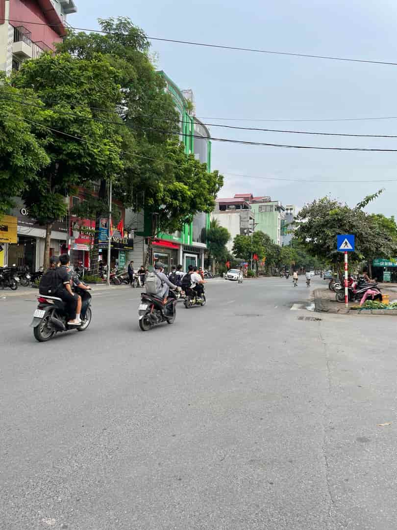 Bán đất Trung tâm Trâu Quỳ, mặt phố Cửu Việt 1.87m2 mặt tiền hơn 4m nở hậu