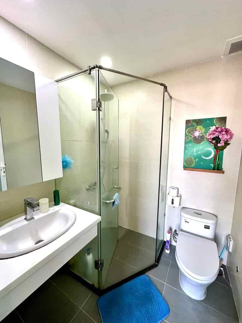 Cần bán căn hộ 70m2 gồm 2 PN 2WC.