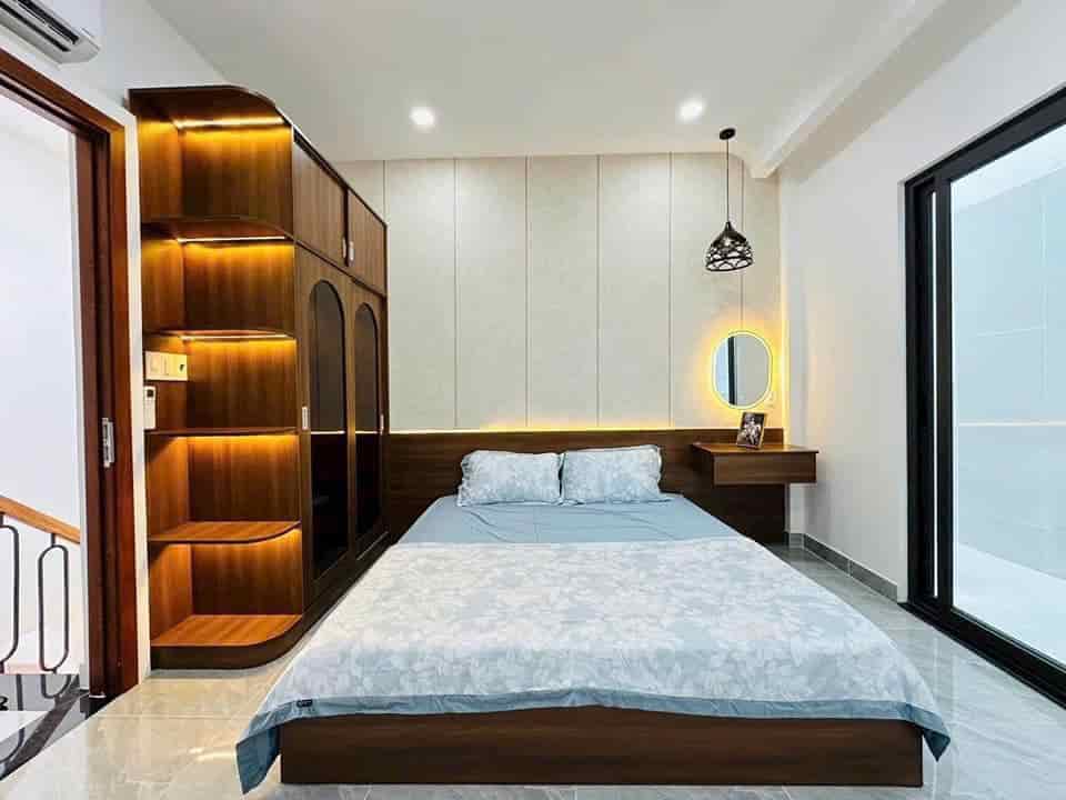 Nhà 2 tỷ 250, 40m2, Phan Đình Phùng, Phú Nhuận