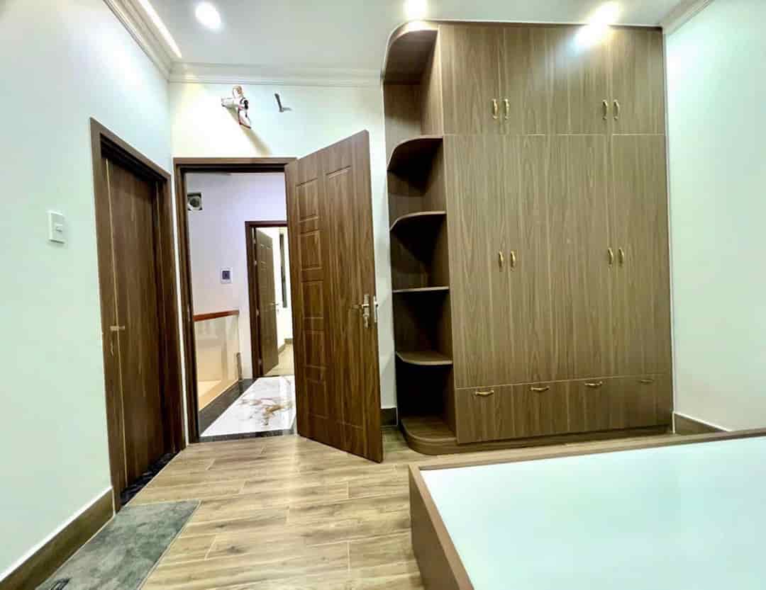 Bán nhà chính chủ 52m2 Trương Hoàng Thanh hẻm 5m giá 3ty860, phường 12, Tân Bình