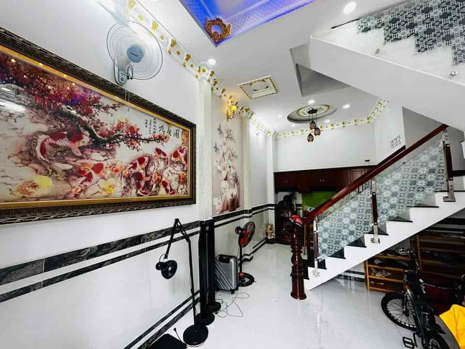 Bán nhà đường Võ Văn Kiệt, phường 1, quận 5, Hồ Chí Minh diện tích 56m2, giá 1 tỷ 3, sổ hồng riêng