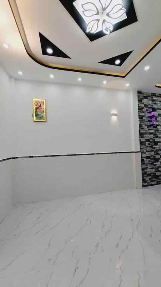 Bán nhà Đ.Tôn Thất Thuyết quận 4, 60m2, 1 tỷ 310 triệu, gần chợ, SHR chính chủ