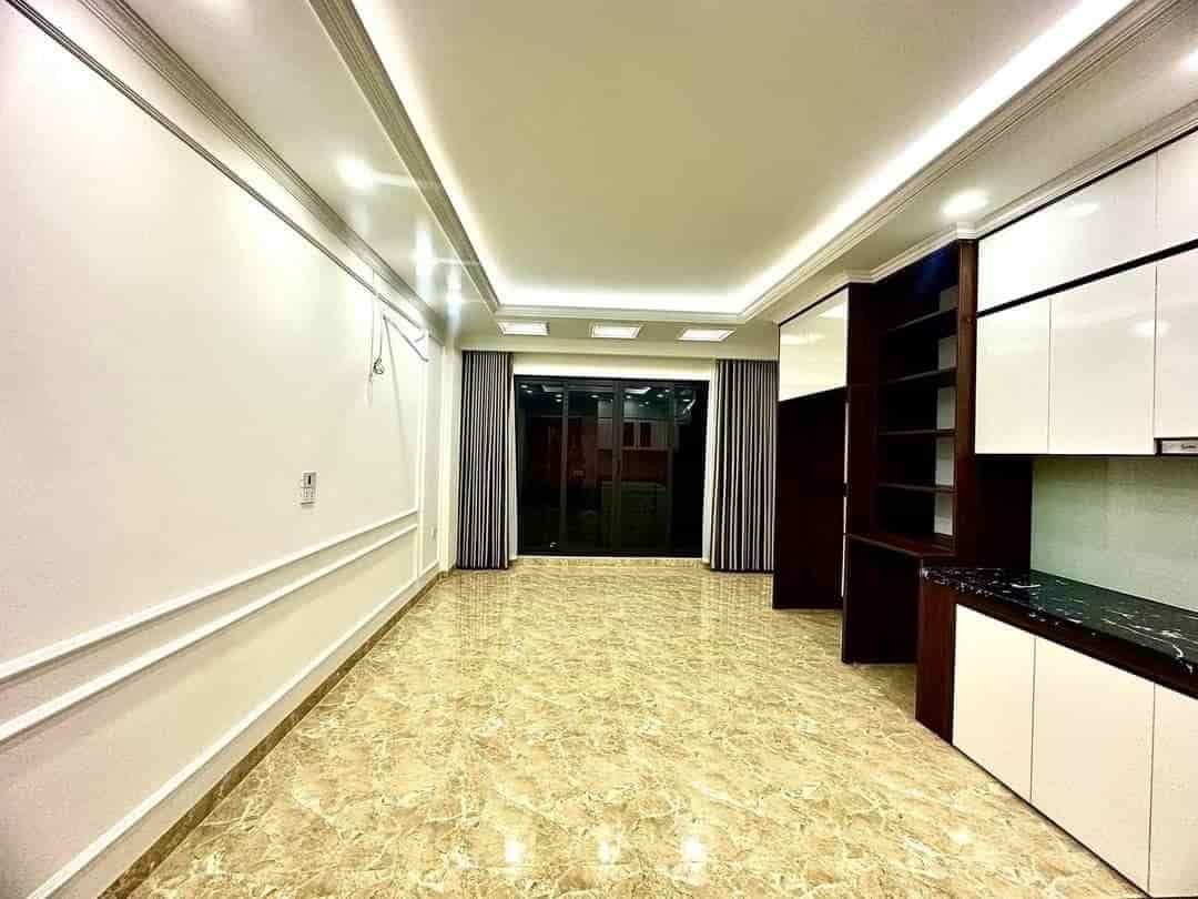 Bán nhà ngay tại trung tâm quận 5 Đặng Thái Trân 60m2 giá 1 tỷ 6 sổ hồng riêng