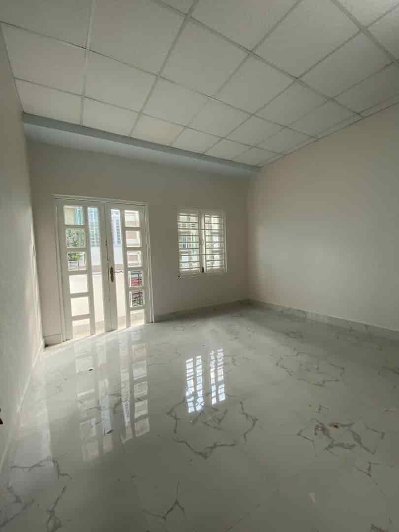 Chính chủ bán nhà Lãnh Binh Thăng, q11 60m2 giá 1 tỷ 160, 59m2, nằm ngay Lotte