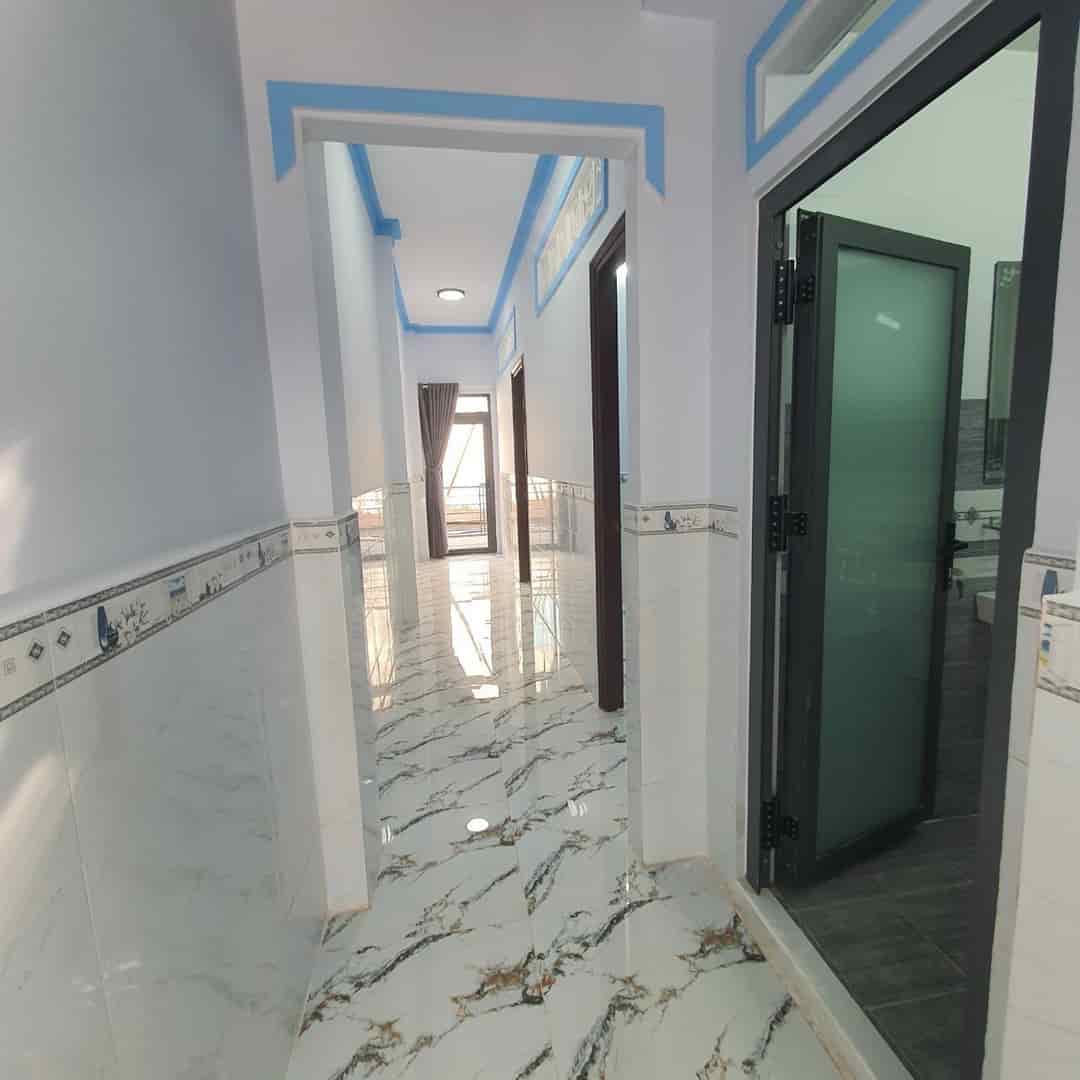 Bán nhà Phan huy ích 60m2, 1 tỷ 560 SHR, gần chợ Xóm Mới, có thương lượng giá