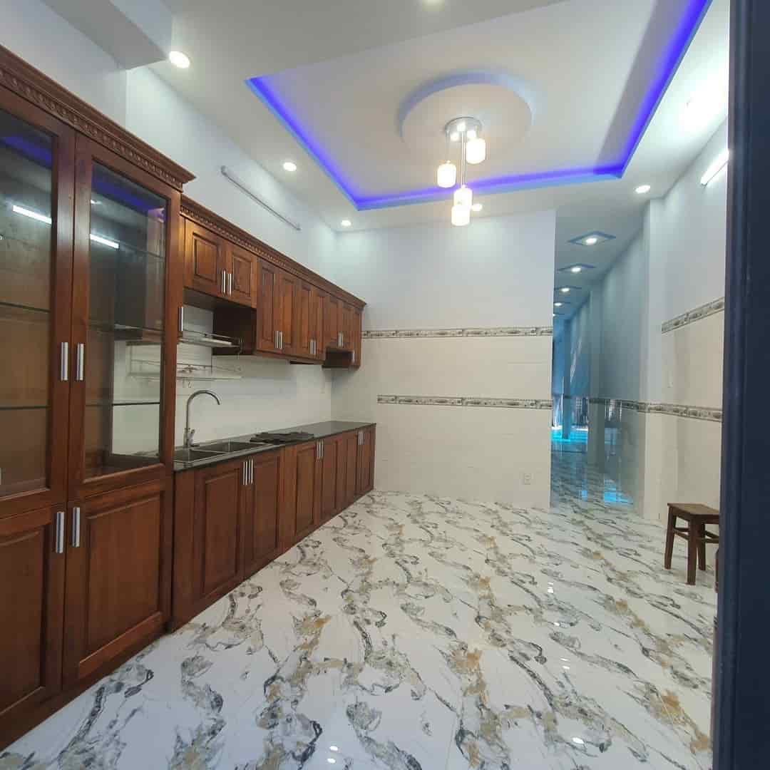 Bán nhà Phan huy ích 60m2, 1 tỷ 560 SHR, gần chợ Xóm Mới, có thương lượng giá