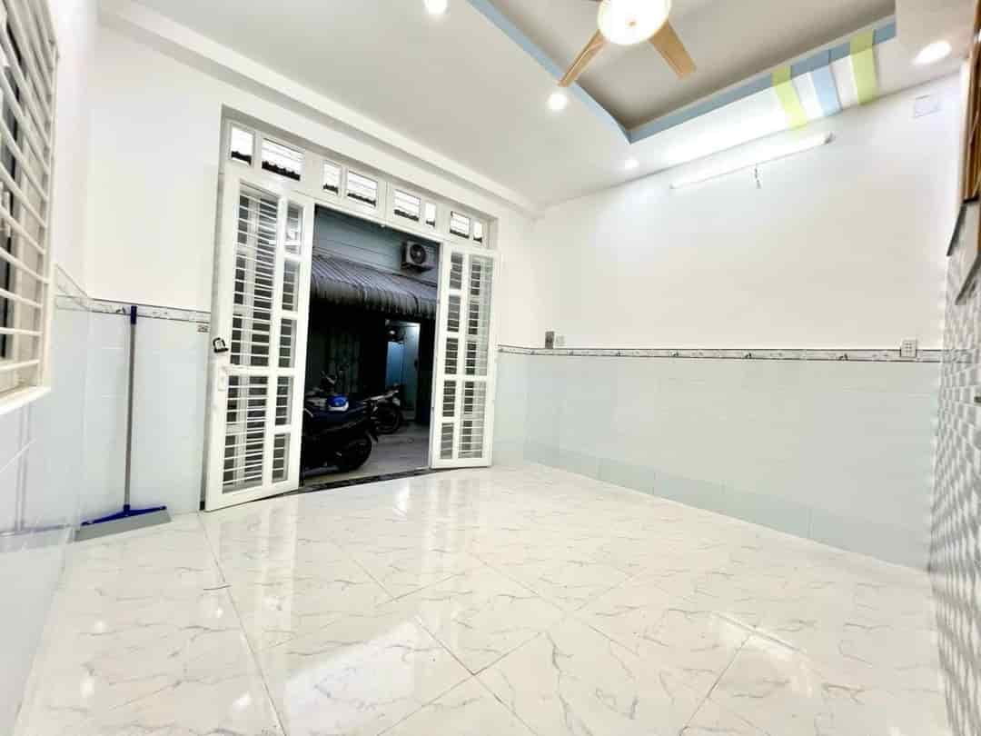 Chú Năm bán nhà 30m2, 1 tỷ 790, Bùi Đình Tuý, P24, Bình Thạnh