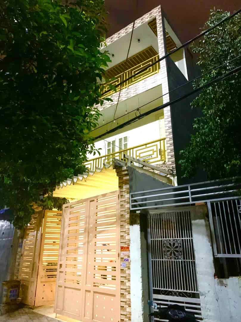 Bán nhà Tân Chánh Hiệp quận 12, 89m2, 3 tầng, hẻm xe tải, gía 3,5 tỷ