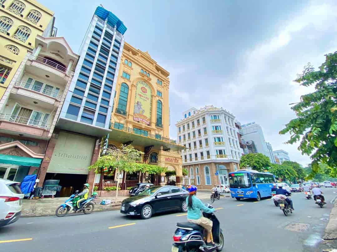 Bán building văn phòng 2MT đường Phổ Quang F2 Tân Bình Hầm 11 tầng thang máy Giá 38 tỷ