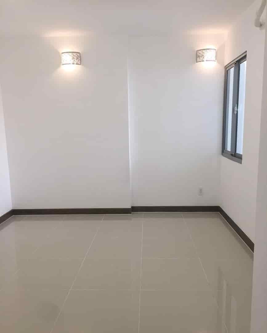 Thanh lí căn hộ Green Field 68m2 giá 2 tỷ 080 (2PN) XVNT, P25, Bình Thạnh