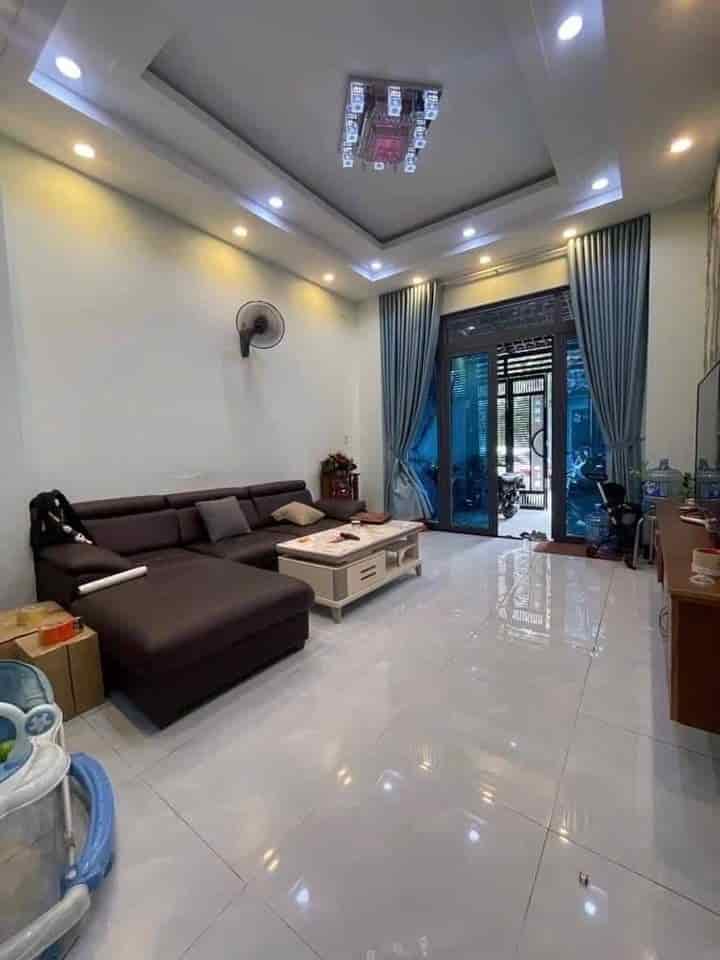 Nguyễn Cư Trinh Q1,50m2 giá 4 tỷ 080, SHR, 4PN 3WC