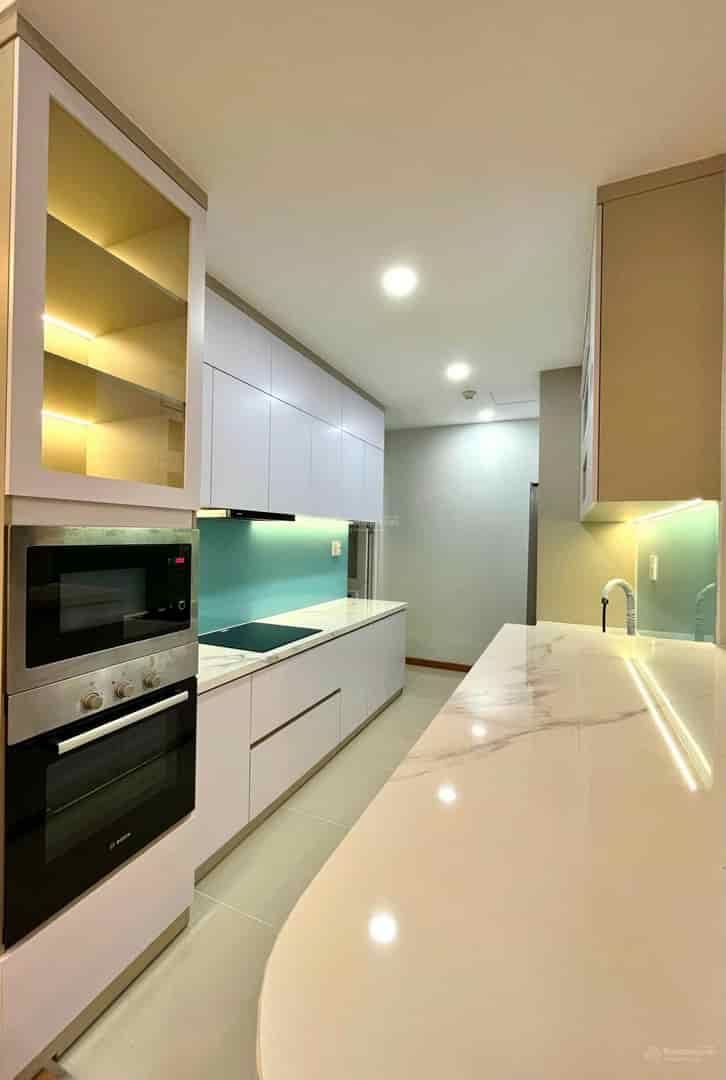 Cắt lỗ bán căn hộ 75m2 giá 2 tỷ 188 SaiGon South Residences  (2PN 2WC)