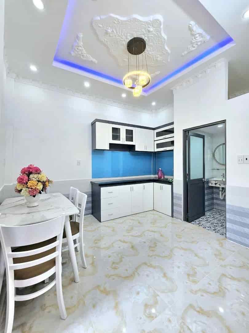 Nhà Mặt Tiền Đường Vũ Huy Tấn, Phường 3, Q. Bình Thạnh, DT: 33,8m2.