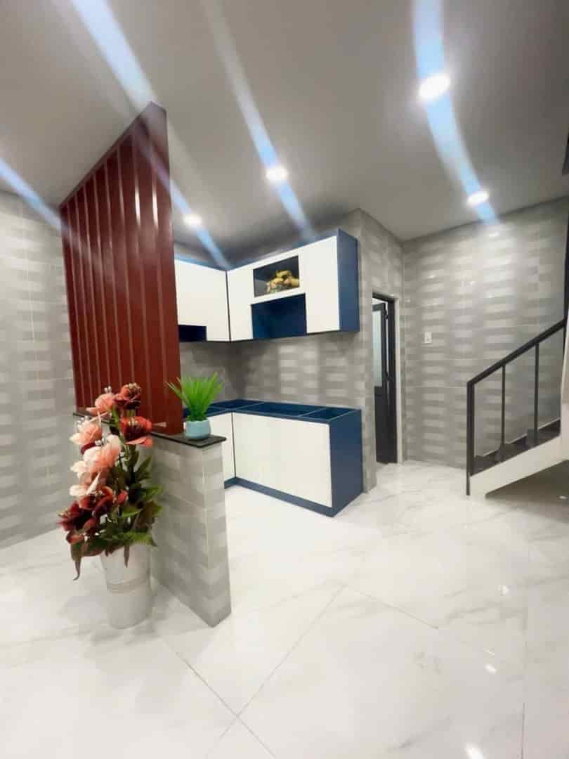 Bán nhà ngay trung tâm quận 10 50m2 giá nhỉnh hơn chỉ 3 tỷ quay đầu đã nắm trong tay