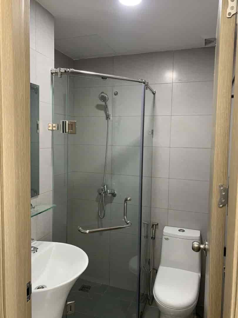 Bán lại căn hộ 2pn 2wc full nội thất giá rẻ 1.6 tỏi đã có sổ