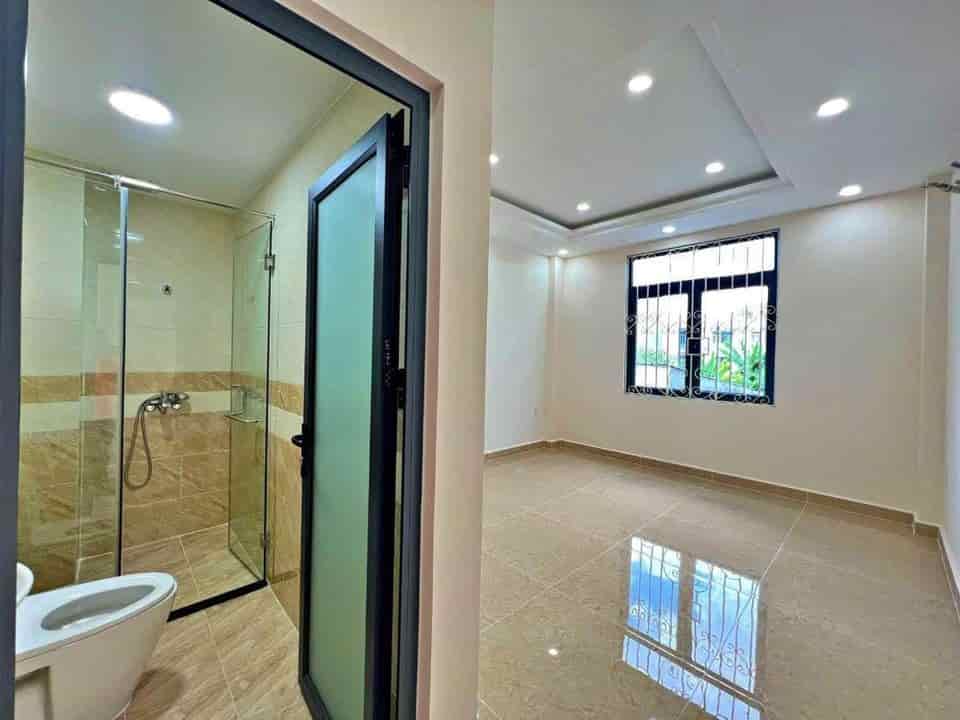 Nhà Lê Văn Thịnh, HXH,2 tầng 102m2 , 4 PN , Hoàn công