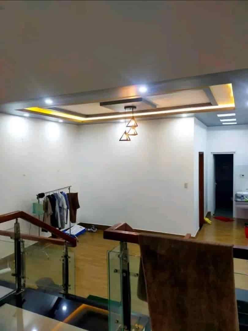 Bán nhà đường Hậu Giang, p.12, Quận 6, 51m2, SHR, 3PN, 1tỷ650