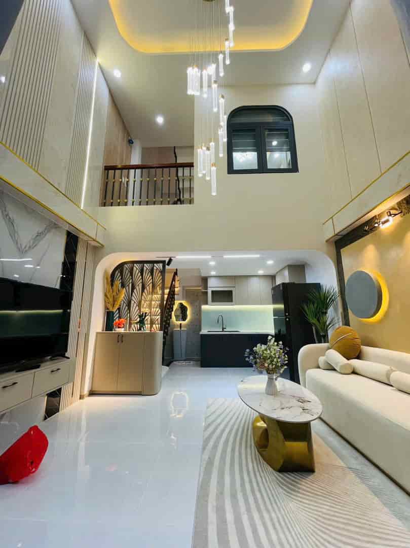 Bán nhà 5 tầng Quang Trung P11, 33m2 chỉ hơn 4 tỷ