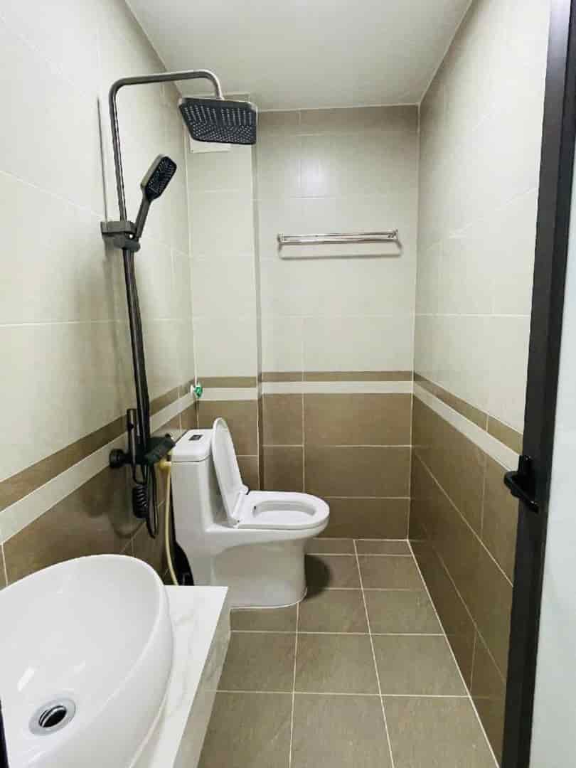 Bán nhà Khương Trung, Thanh Xuân, DT 30m2 , giá hơn 5 tỷ , full nội thất , nhà thoáng