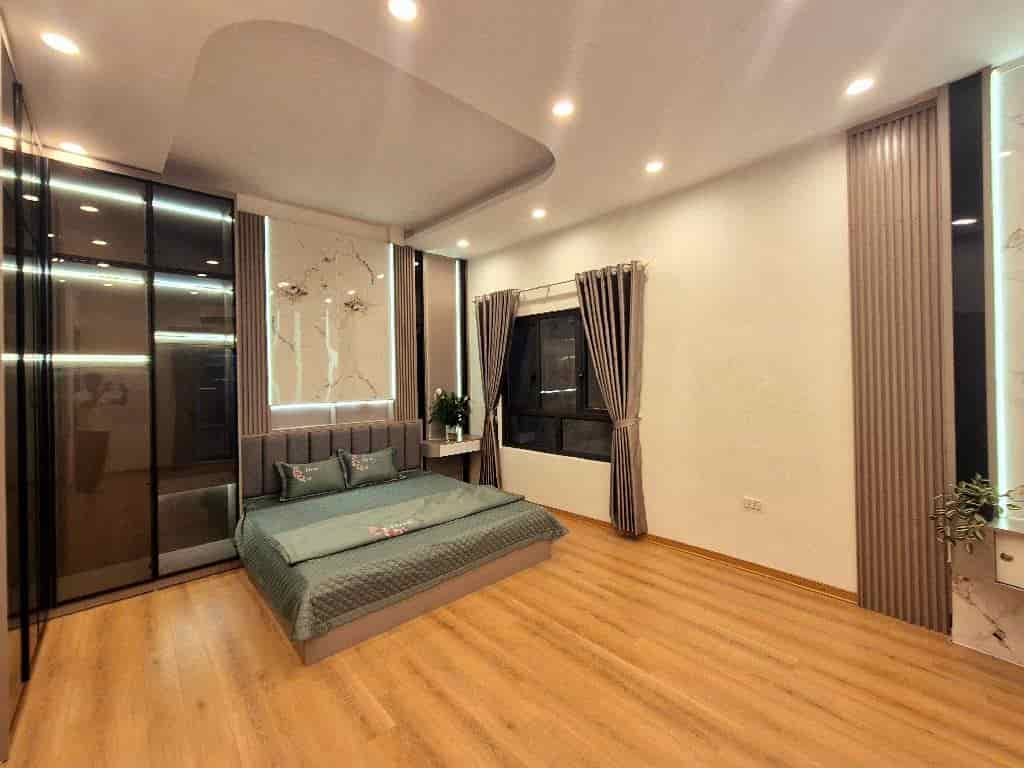 Bán nhà Minh Khai (Hòa Bình 7), 5 tầng, sổ đỏ, dt 38 m2, giá 7.8 tỷ