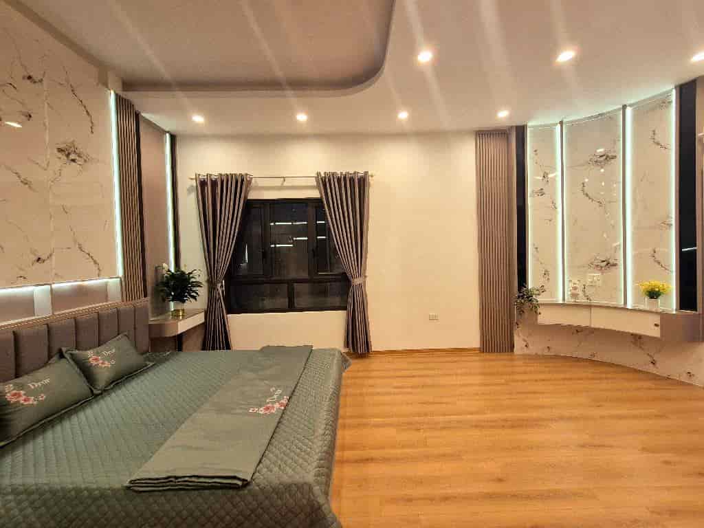 Bán nhà Minh Khai (Hòa Bình 7), 5 tầng, sổ đỏ, dt 38 m2, giá 7.8 tỷ