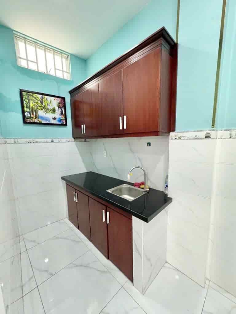 Nhà 2 tầng khu Tên Lửa, 27 m2, sổ riêng, chỉ 2,64  tỷ