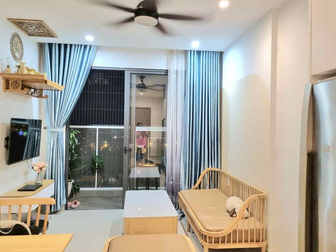 Cần bán căn hộ 2N Toà I1 View bể bơi, tầng trung, siêu thoáng