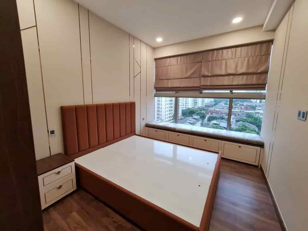 Cho thuê căn hộ cao cấp Midtown M7 89m 2PN 2WC NTĐĐ Có ô xe ô tô