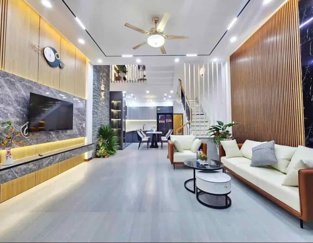 VỊ TRÍ VIP NHẤT  ĐỖ XUÂN HỢP, QUẬN 9, THỦ ĐỨC, TP HCM, HXH, NỞ HẬU TÀI LỘC, DTSD: 175M2, NHỈNH 5 TỶ