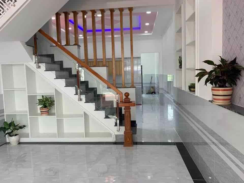 Bán nhà đường Vườn Lài, phường An Phú Đông, quận 12, 42m2, 1tỷ730triệu, SHR