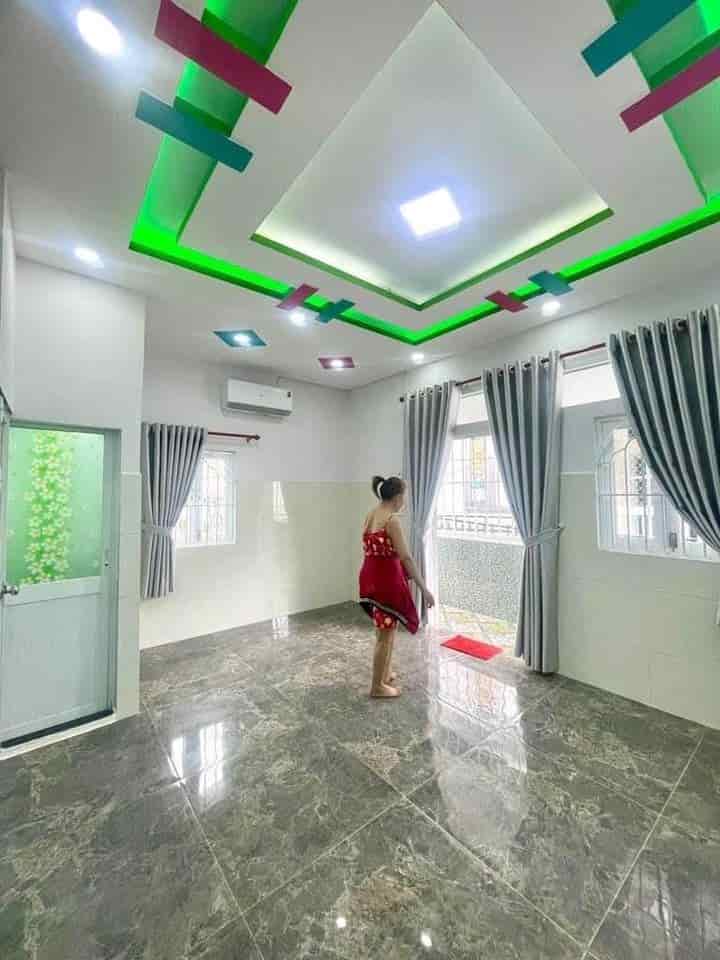 Bán nhà đường Lò Siêu, phường 16, quận 11, Hồ Chí Minh, 45m2/ 1 tỷ 400 triệu, SHR, liên hệ Hiếu