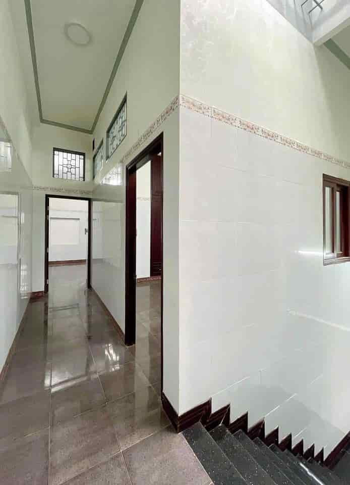 Bán nhà đường Lạc Long Quân, phường 3, quận 11, Hồ Chí Minh, 50m2/ 1 tỷ 500 triệu, SHR, liên hệ Hiếu