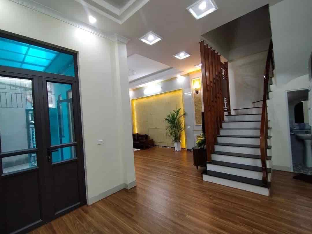 Bán nhà đường nguyễn trãi, phường 3, quận 5, hồ chí minh, 60m2/ 1 tỷ 560 triệu, shr,