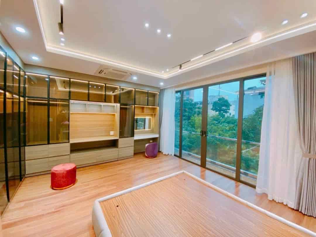 Nhà đẹp Cổ Linh, Long Biên, 45m2, 7 tầng, giá 14.8 tỷ