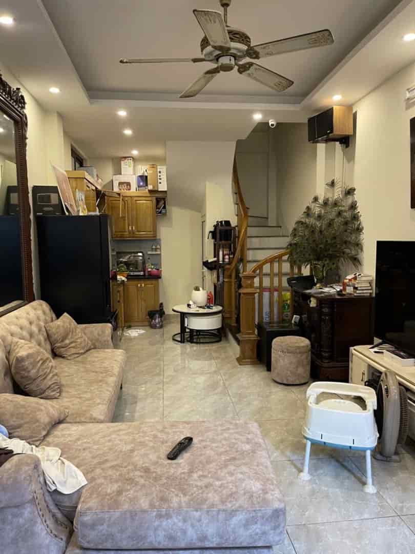 Siêu hiếm nhà Minh Khai, Hai Bà Trưng, 38m2  nhỉnh 7.8 tỷ, có thương  lượng, nhà mới vị trí mặt phố