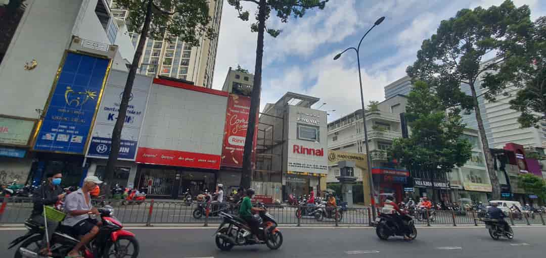 Cho thuê nhà mặt tiền đường 3/2, Q.10 đối diện Hà Đô Centrosa, gần Ngã 6 Dân Chủ, Viettel Tower, sân khấu 126