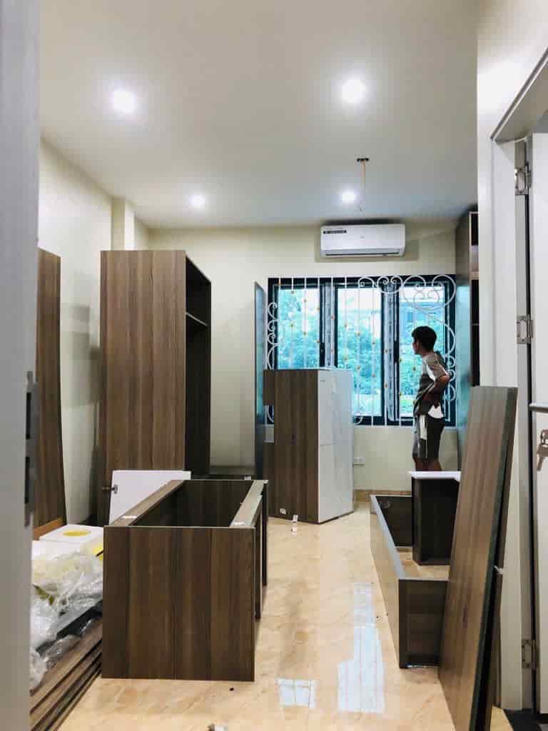 NHÀ ĐẸP 5 TẦNG THANG MÁY XỊN XÒ, OTO , MỚI TINH LUNG LINH , CHỦ XÂY CỰC KỲ TÂM HUYẾT ,VIEW NGẮM TẦU CHẠY