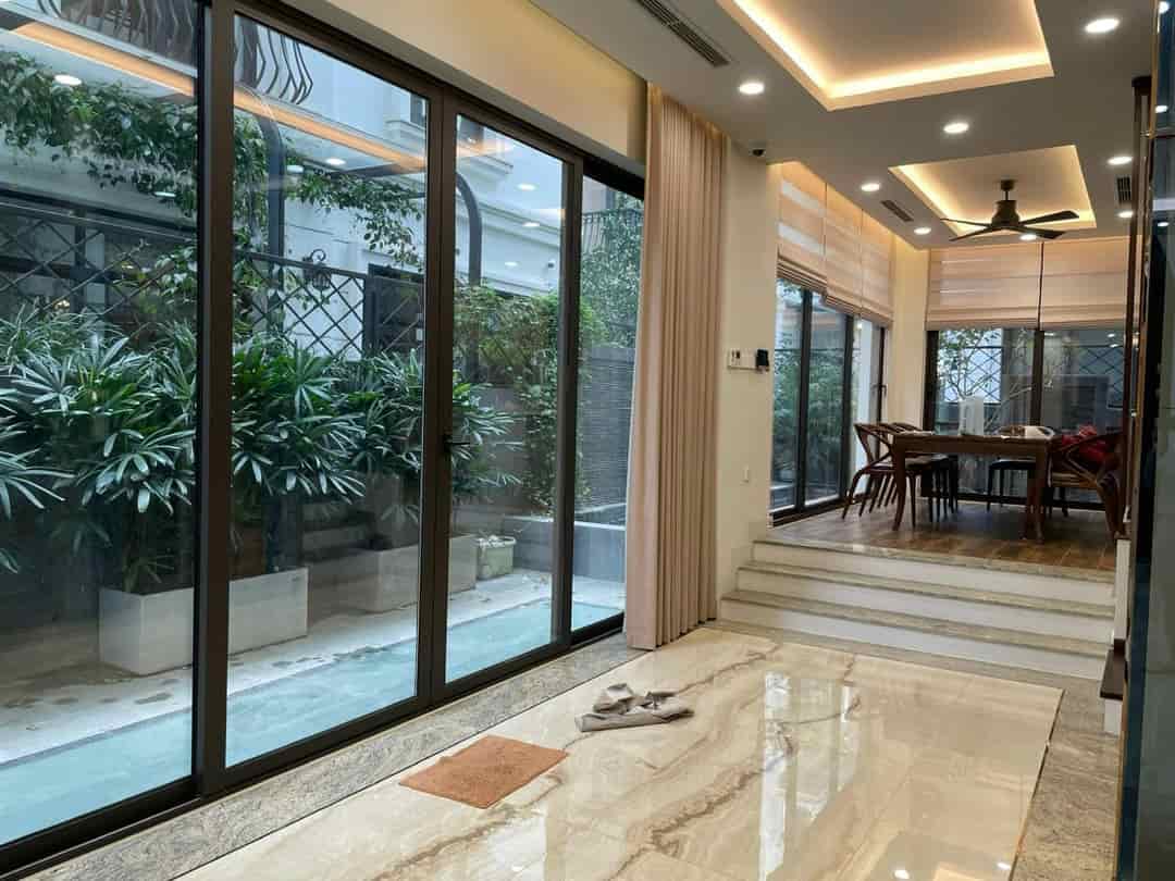 Cho thuê biệt thự Vinhomes Greenbay song lập, có thang máy giá 3,8k