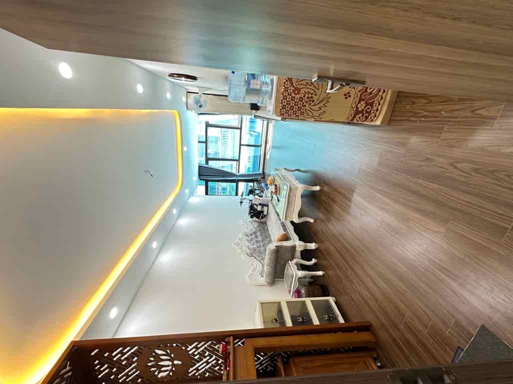 Penthouse nhà tập thể giữa chợ, 102m, Duplex 2 tầng, gần chợ,trường, 3 tỷ 6