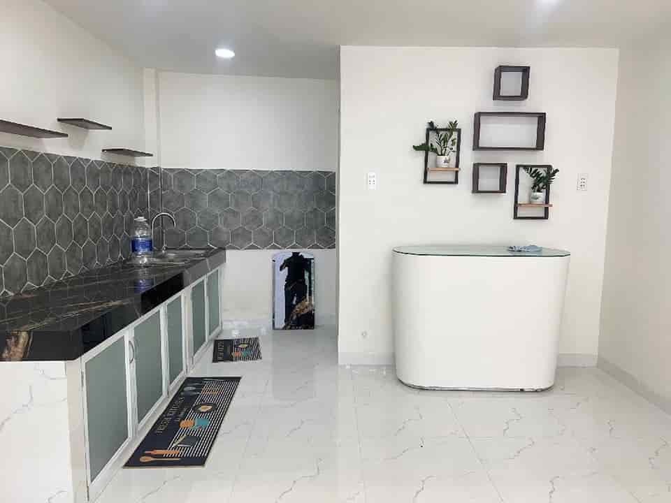 Bán ngay căn nhà Lê Văn Quới 50m2 Bình Tân 1ty050, shr, hẻm ô tô