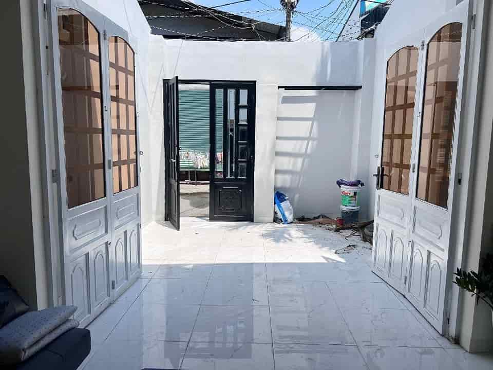 Bán ngay căn nhà Lê Văn Quới 50m2 Bình Tân 1ty050, shr, hẻm ô tô