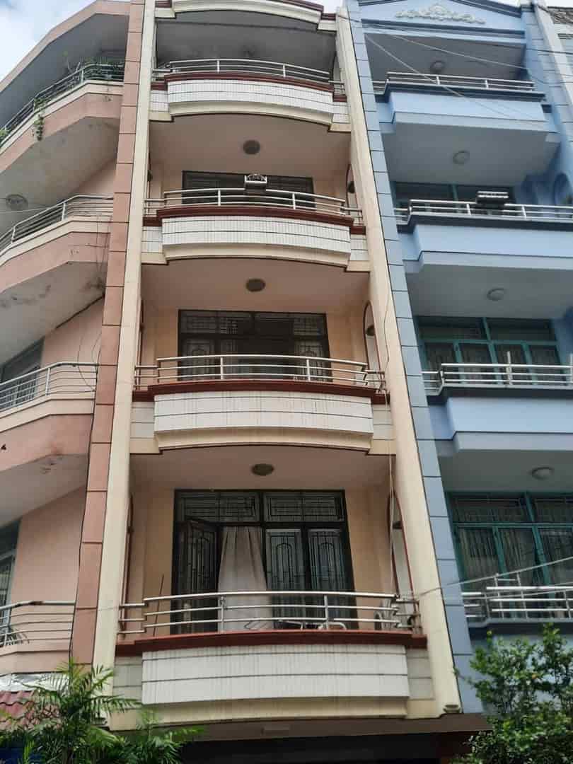 Cần bán nhà riêng 4 tầng sân thượng 5 phòng 6 tolet