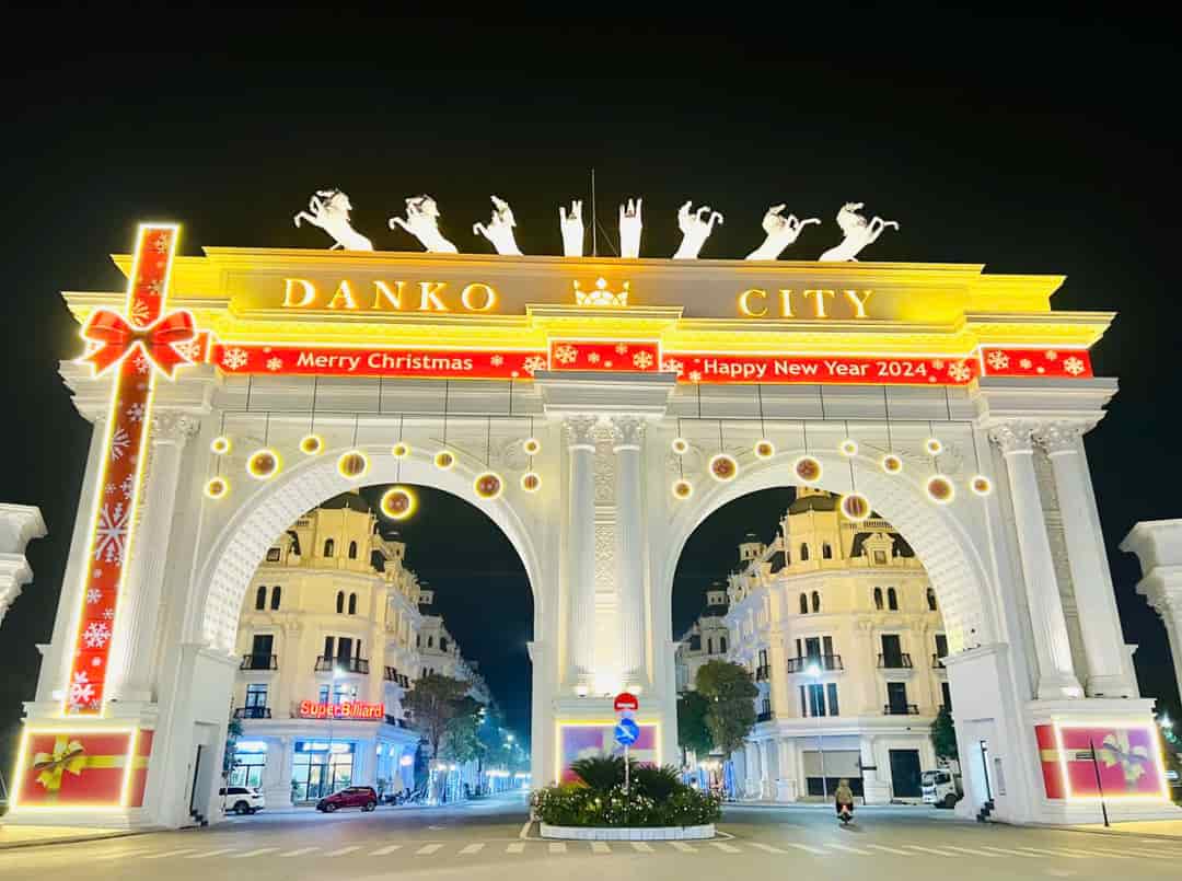 Cần bán gấp lô đất đắt giá đối diện biệt thự Đảo Vua, KĐT Danko City, giá chỉ từ 2,5 tỷ/lô