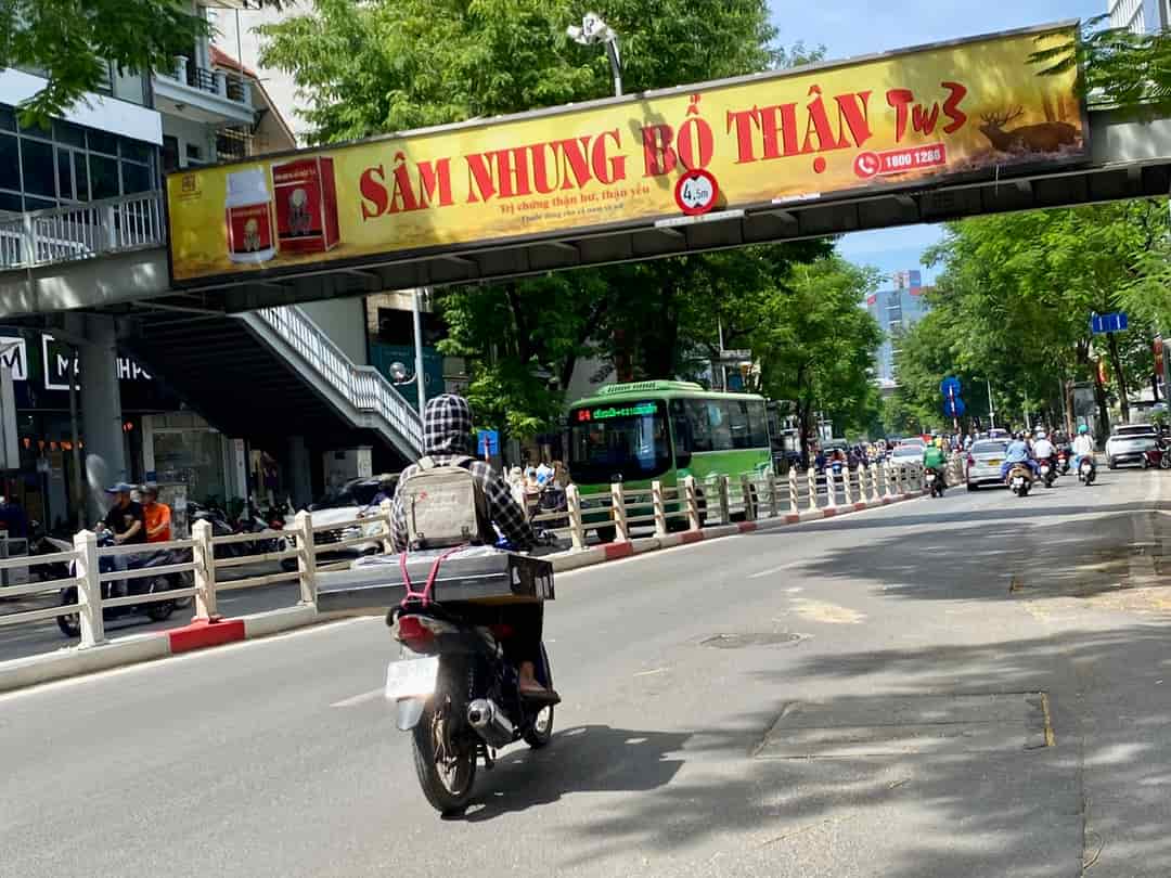 Nhà đẹp, giá tốt, vị trí đắc địa tại phường Trung Liệt, quận Đống Đa, thành phố Hà Nội