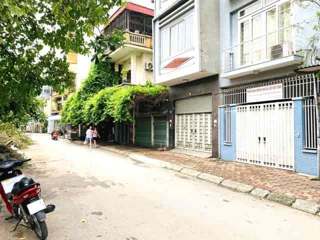 Bán nhà Phan Đình Giót, Thanh Xuân, vỉa hè ô tô dừng đỗ, 80m2, 4 tầng, MT gần 5m, giá nhỉnh 18 tỷ