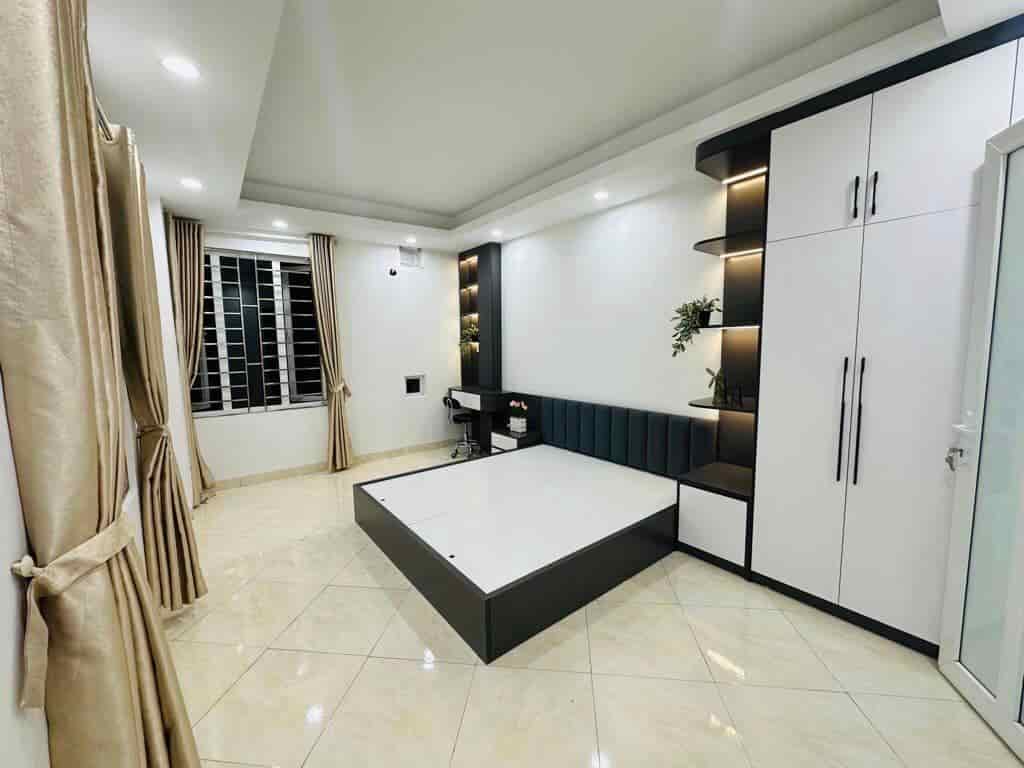 Bán nhà 3 tầng, 30m², 3PN, 4WC, Minh Khai - Hoàng Mai - 5.6 tỷ