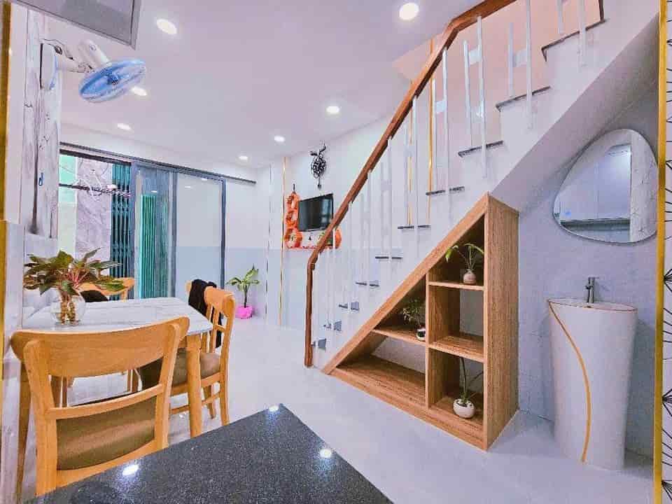 Bán nhà đường Lê Đình Cẩn, phường Tân Tạo, quận Bình Tân, Hồ Chí Minh, 40m2/1 tỷ 900 triệu